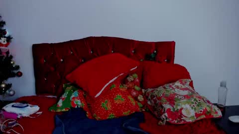 Snapshot of sobigcurvy44 chatting on 01-07-25, 10:08 leidy online show from 01-07-25, 10:08