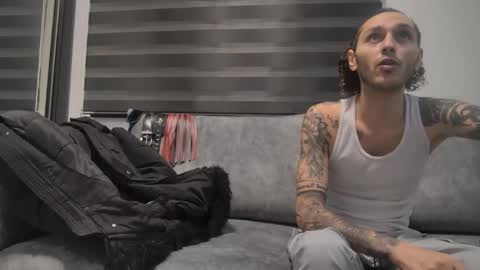 Snapshot of socialmediasweetty chatting on 11-16-25, 08:14 KINKYCHAOS online show from 11-16-25, 08:14