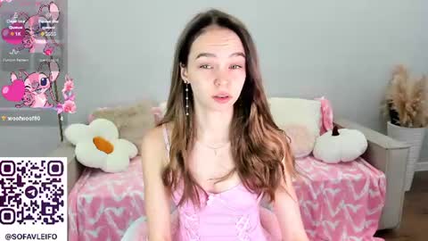 Snapshot of sofa_vleifo chatting on 07-17-26, 01:12 Sofa online show from 07-17-26, 01:12