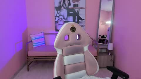 Snapshot of soffi_x chatting on 05-22-26, 09:09 soffi_x online show from 05-22-26, 09:09