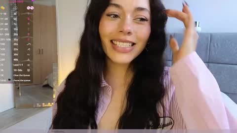 IG Soffimoon   I THANK YOU FOR LEAVING YOUR FOLLOW online show from 05-19-26, 08:37