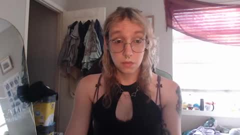 Lilytea online show from 03-30-26, 09:49