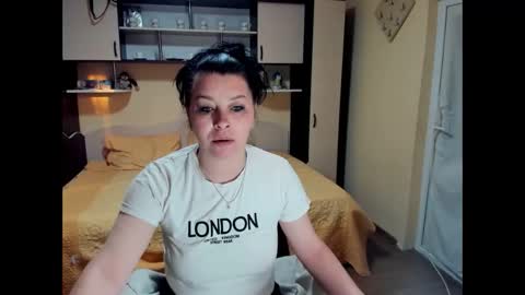 Soffy online show from 04-18-26, 04:16