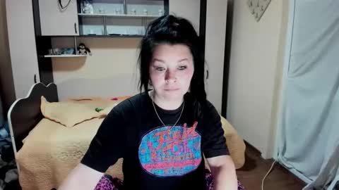 Soffy online show from 05-06-26, 05:14
