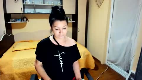 Soffy online show from 05-09-26, 06:18