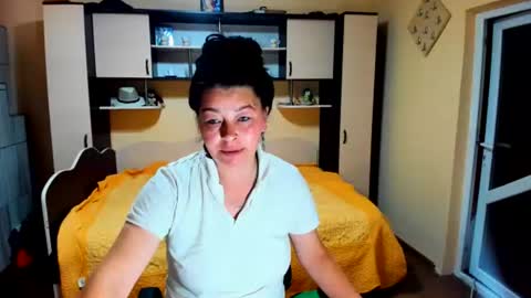 Soffy online show from 06-23-26, 04:54