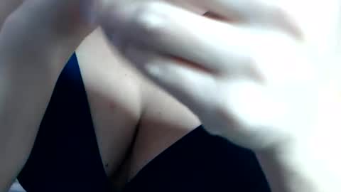 Sofa Castellanos online show from 07-22-26, 05:16