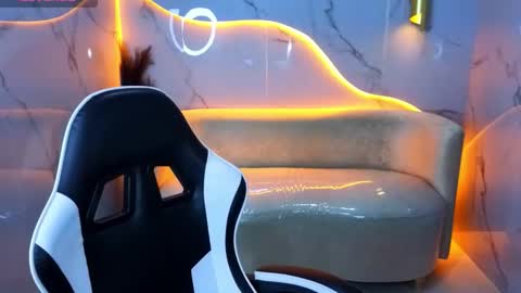 Online 800 to 1400 online show from 01-10-26, 01:02