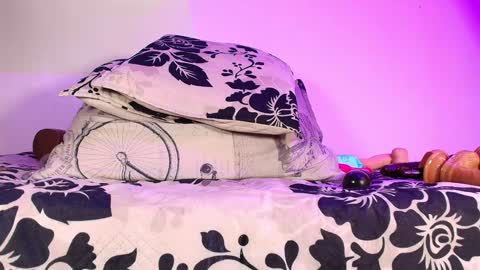 Snapshot of sofi_decker chatting on 01-18-25, 06:13 Sofia online show from 01-18-25, 06:13