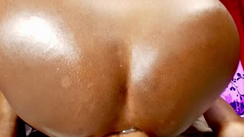 Snapshot of sofi_decker chatting on 02-25-25, 09:20 Sofia online show from 02-25-25, 09:20