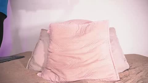 Snapshot of sofi_decker chatting on 09-22-25, 03:08 Sofia online show from 09-22-25, 03:08