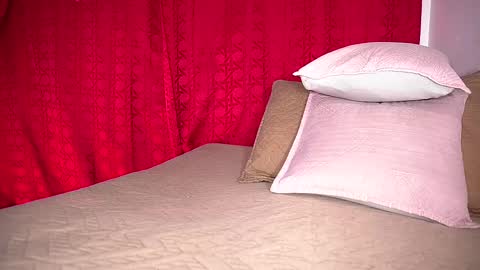 Snapshot of sofi_decker chatting on 09-29-25, 03:00 Sofia online show from 09-29-25, 03:00