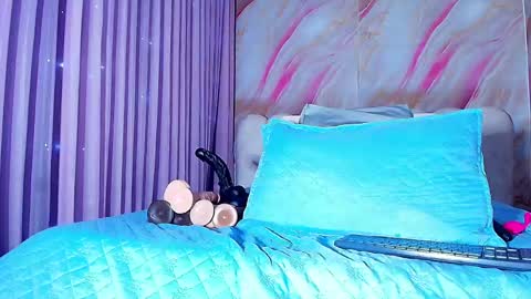 Sofia online show from 05-01-26, 03:11