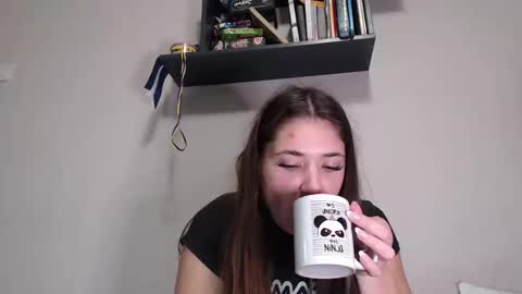 Snapshot of sofi_delightful chatting on 12-19-24, 04:24 Sofi online show from 12-19-24, 04:24