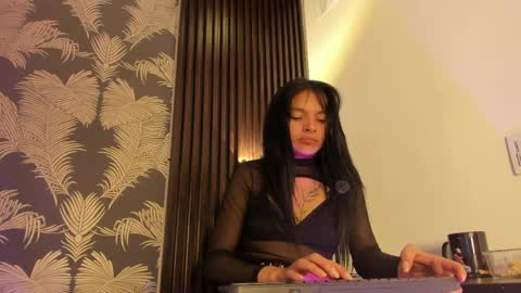 SOFIA online show from 04-06-26, 04:46