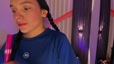 SOFIA online show from 05-06-26, 01:14