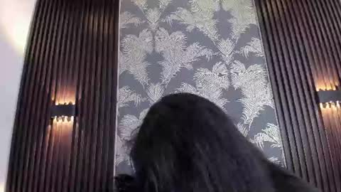 SOFIA online show from 06-17-26, 01:08