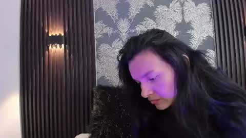 SOFIA online show from 06-23-26, 01:58