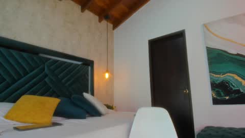 Snapshot of sofi_moreno chatting on 04-06-26, 11:22 Sofi online show from 04-06-26, 11:22