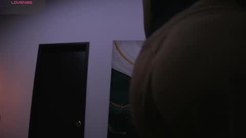 Snapshot of sofi_moreno chatting on 04-21-26, 11:16 Sofi online show from 04-21-26, 11:16