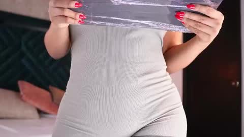 Snapshot of sofi_moreno chatting on 05-05-26, 11:18 Sofi online show from 05-05-26, 11:18