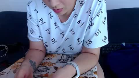 Snapshot of sofi_rojas1 chatting on 10-16-25, 12:55 sofi rojas online show from 10-16-25, 12:55