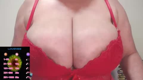 Snapshot of sofi_rouse_fs chatting on 12-24-24, 08:44 Mila online show from 12-24-24, 08:44