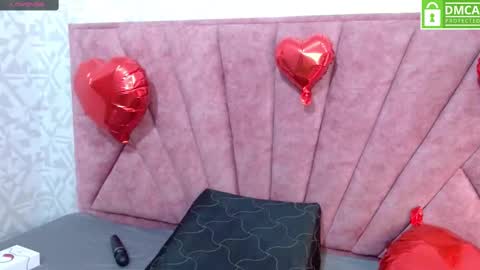 Snapshot of sofi_sweet09 chatting on 02-14-25, 05:25 Susy online show from 02-14-25, 05:25