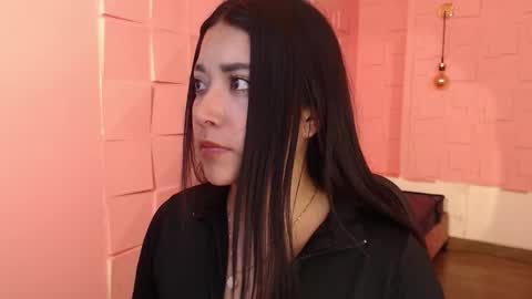 Snapshot of sofi_sweet09 chatting on 09-28-25, 10:04 Susy online show from 09-28-25, 10:04