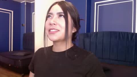 Snapshot of sofi_sweet09 chatting on 10-22-25, 07:24 Susy online show from 10-22-25, 07:24