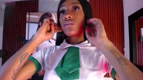 Snapshot of sofi_thomas_ chatting on 03-23-26, 11:14 Sofia online show from 03-23-26, 11:14