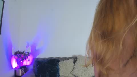 Sofia Vasquez online show from 01-10-25, 02:57