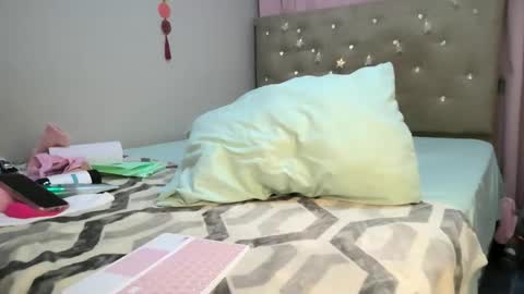 Snapshot of sofia8428 chatting on 06-01-26, 12:12 sofia8428 online show from 06-01-26, 12:12