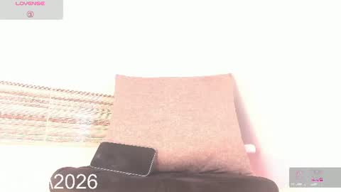 Sofia Burbano online show from 07-14-26, 04:17