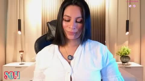 Sofia online show from 04-15-26, 01:18