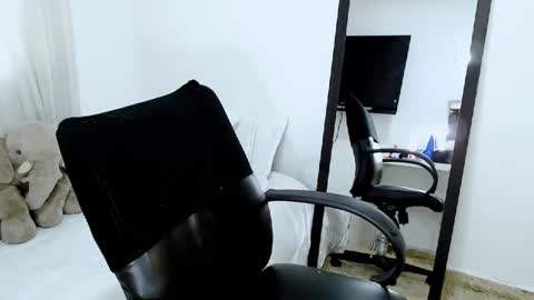 sofia Ill be back on Tuesday June 4.  online show from 12-06-24, 09:24