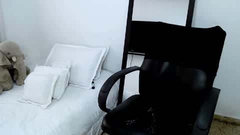 sofia Ill be back on Tuesday June 4.  online show from 12-13-24, 06:05