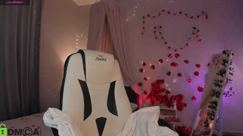 Snapshot of sofia_gaze chatting on 02-24-26, 02:31 Sofia Gaze online show from 02-24-26, 02:31