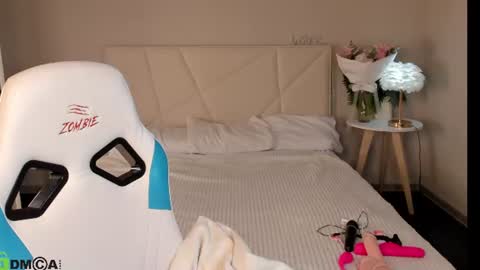 Sofia Gaze online show from 06-25-26, 02:33