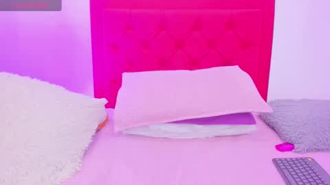 SOFIA online show from 03-12-25, 07:46