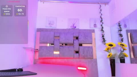 sofia_larsom online show from 05-14-26, 11:33