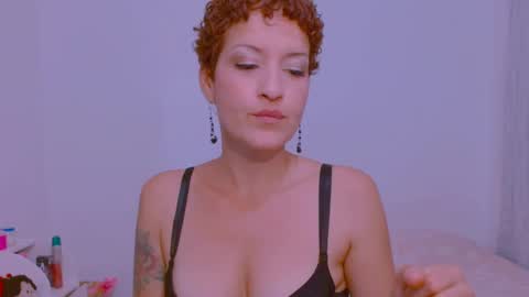 Sofia  online show from 01-29-25, 07:11