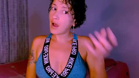 Sofia  online show from 09-28-25, 10:04