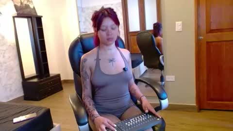 Snapshot of sofia_martinez17 chatting on 02-26-26, 08:52 Sofi online show from 02-26-26, 08:52