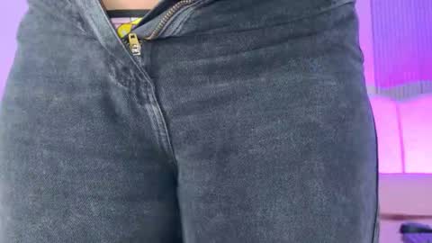 Snapshot of sofia_martinn chatting on 02-25-26, 03:05 Sofia online show from 02-25-26, 03:05