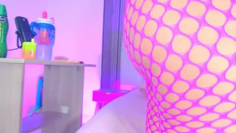 Snapshot of sofia_martinn chatting on 03-13-26, 03:24 Sofia online show from 03-13-26, 03:24