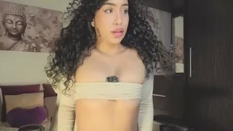 Snapshot of sofia_mendez01 chatting on 06-17-26, 05:21 SofiONLYFANS sofia storm online show from 06-17-26, 05:21