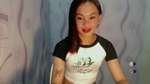 sofia_sweetheart18 online show from 01-08-26, 05:48
