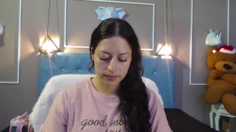 Sofa online show from 11-29-25, 11:13