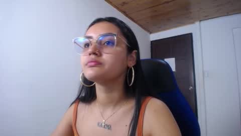 Snapshot of sofiaasexy19 chatting on 10-08-25, 12:47 Sofia online show from 10-08-25, 12:47
